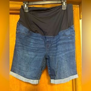 Isabel Maternity Bermuda shorts size 18